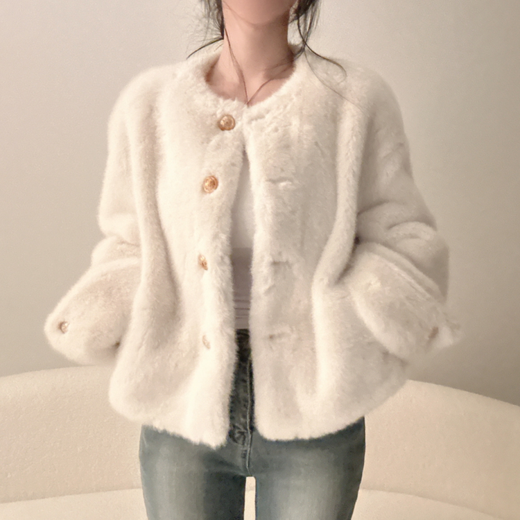 フェイクファーノーカラージャケット IVORY