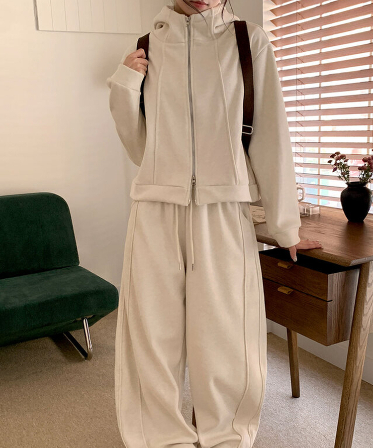 【SET】トレーニングフードジップアップ ワイドパンツ IVORY
