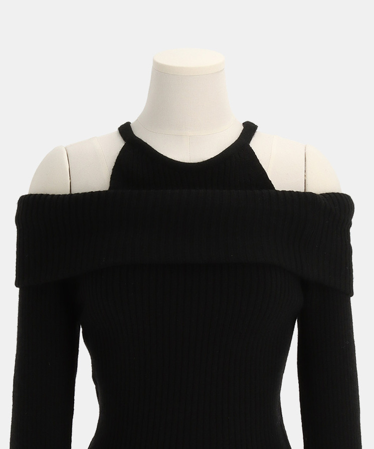 オフショルホルターネックニット