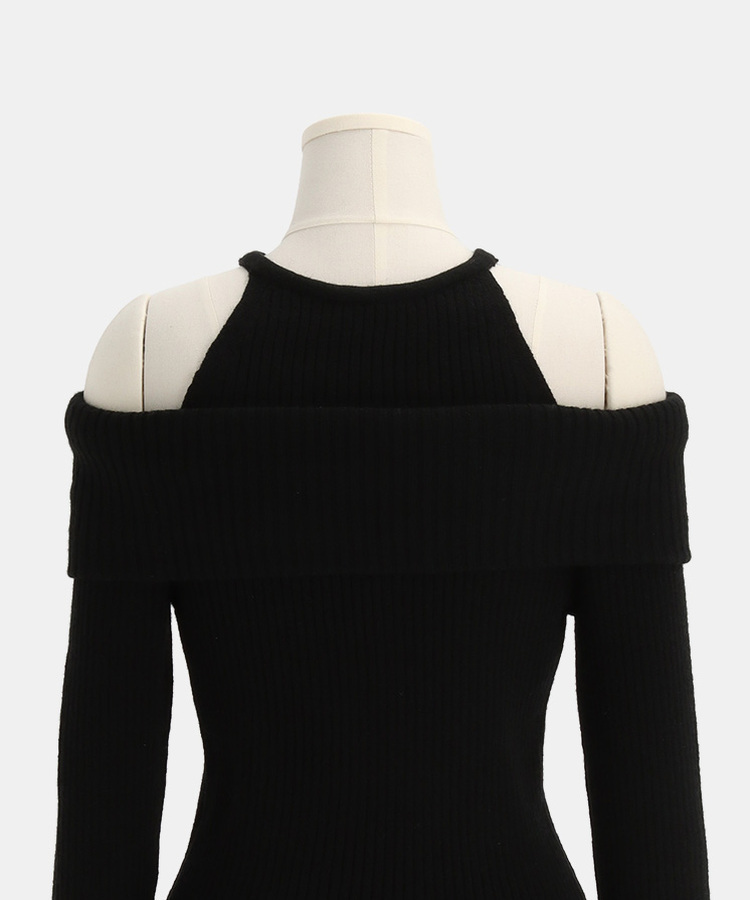 オフショルホルターネックニット