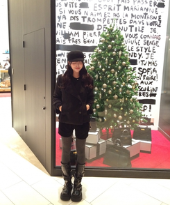 더블 버튼 누빔 숏 코트 블랙