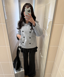 더블 버튼 누빔 숏 코트 소라