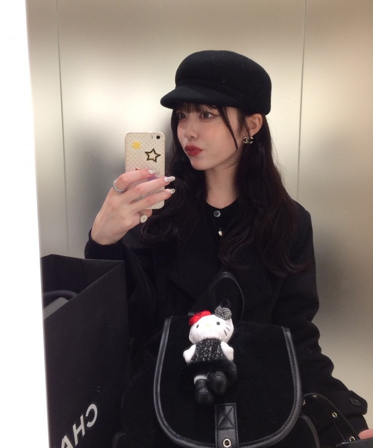 더블 버튼 누빔 숏 코트 블랙