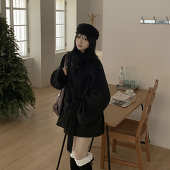 연말룩추천하이넥 단추 허리벨트끈 누빔 하프 로브 반코트 박시핏 자켓 블랙