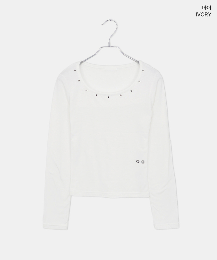 르하 스터드 라운드넥 슬림 티셔츠