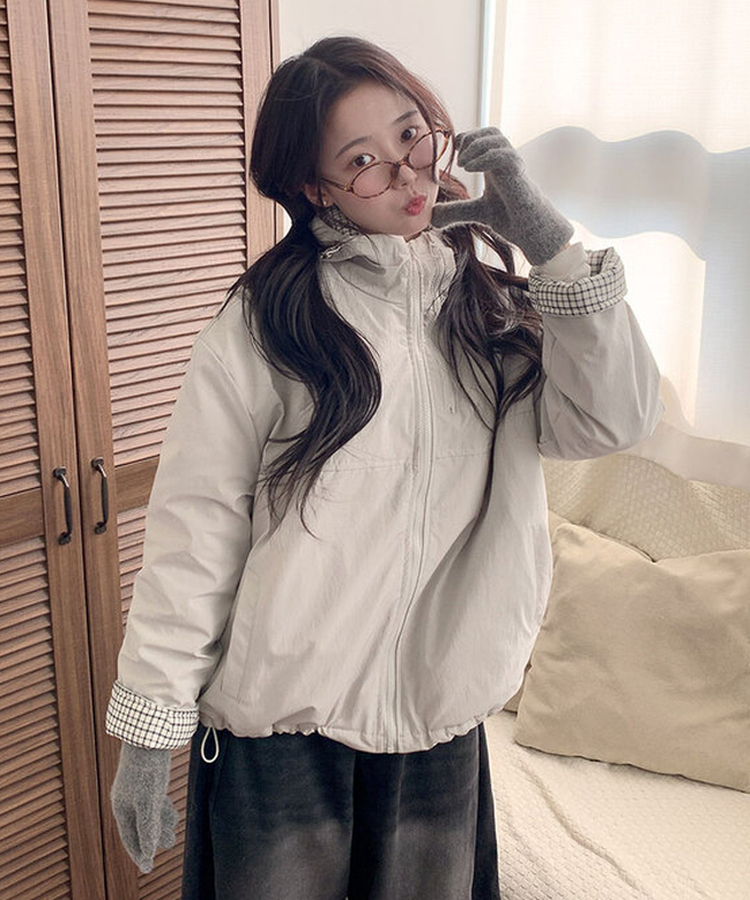 누빔안감 토키 하이넥 체크배색 누빔안감 루즈핏 후드 패딩 아이보리