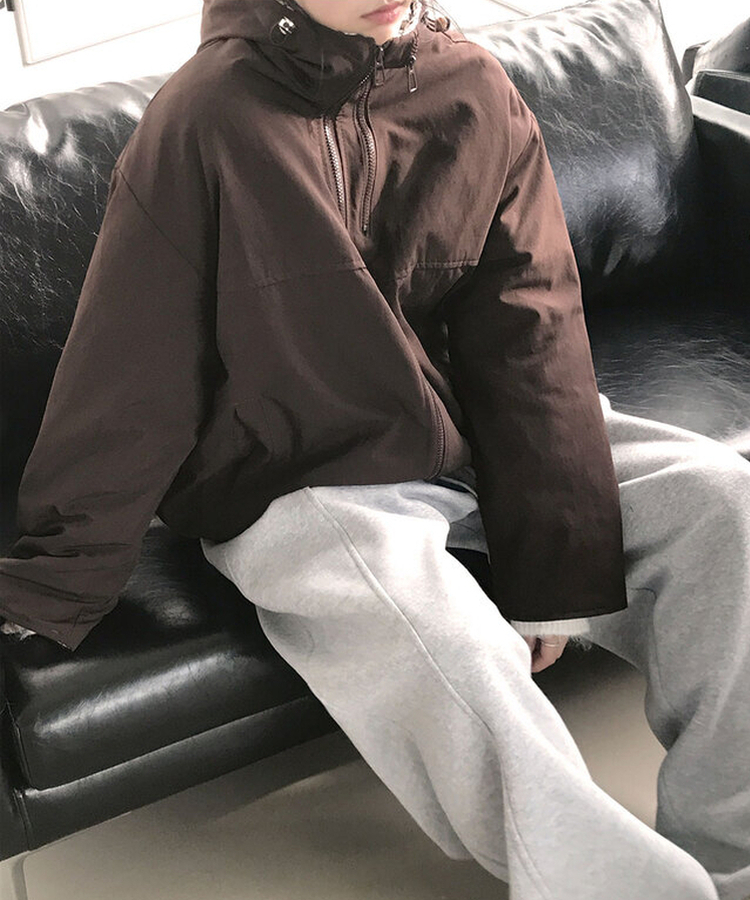 누빔안감 토키 하이넥 체크배색 누빔안감 루즈핏 후드 패딩 브라운