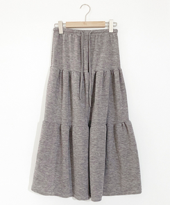 バンディングティアードスカート