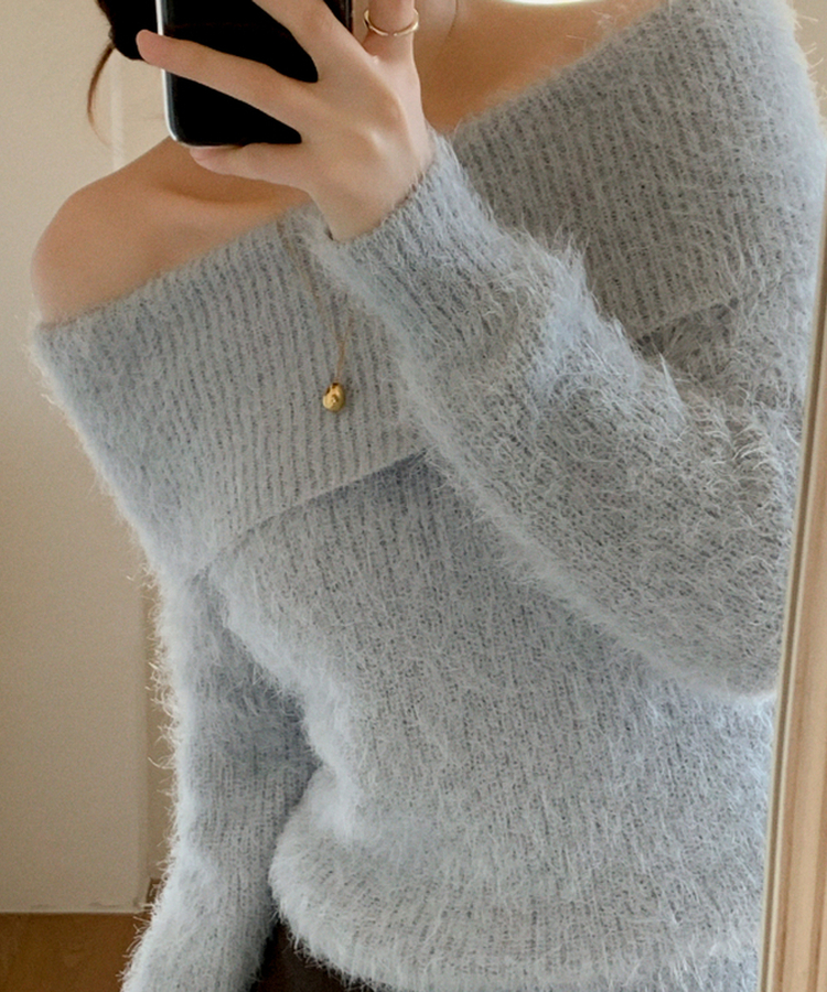 (ショールラインポイント♥ / ふわふわ / 華奢フィット)   ソルニードル ファー オフショルダーニット   SKYBLUE