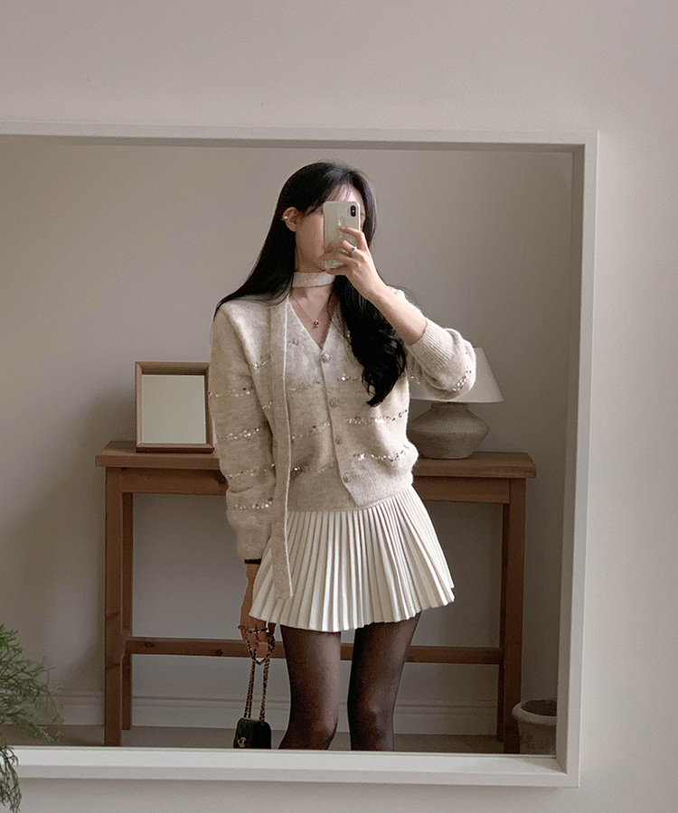 럭스 스팽글 머플러 가디건 플리츠 스커트 세트 아이보리