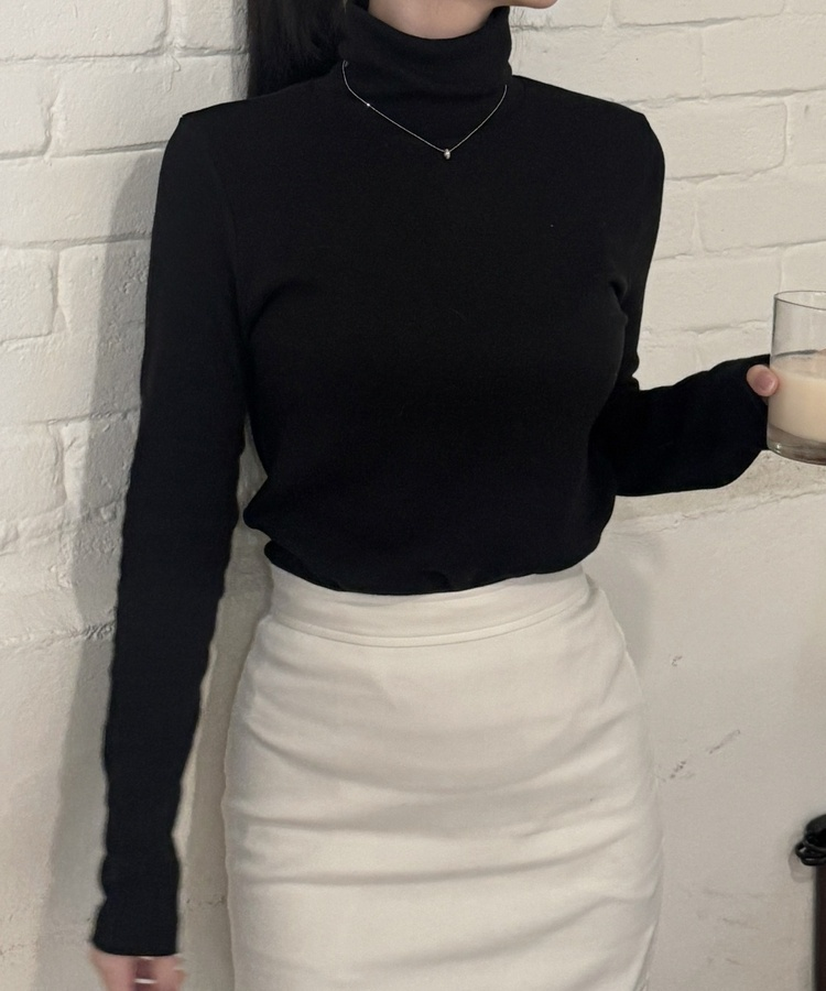 앙고라 골지 목폴라 티셔츠 블랙