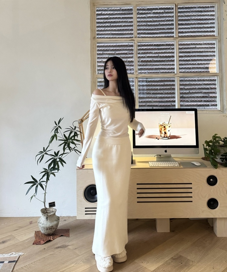 ドレープ長袖Tシャツ IVORY