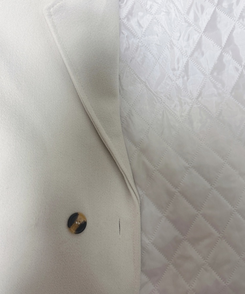 심플 누빔 퀄팅 롱 코트 아이보리