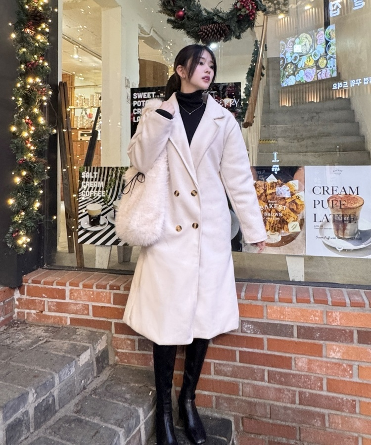 심플 누빔 퀄팅 롱 코트 아이보리