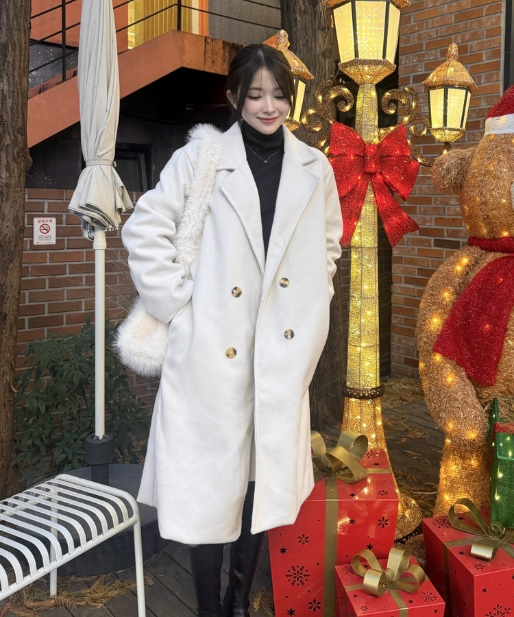 심플 누빔 퀄팅 롱 코트 아이보리