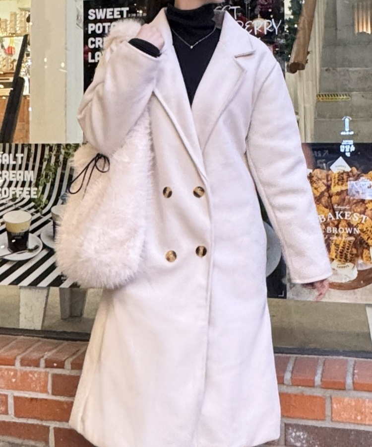 심플 누빔 퀄팅 롱 코트 아이보리