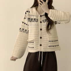 귀여움 보장하는 퍼지 노르딕 버튼 카라 겨울 오버핏 포켓 니트 가디건  베이지