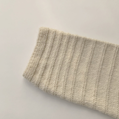 귀여움 보장하는 퍼지 노르딕 버튼 카라 겨울 오버핏 포켓 니트 가디건