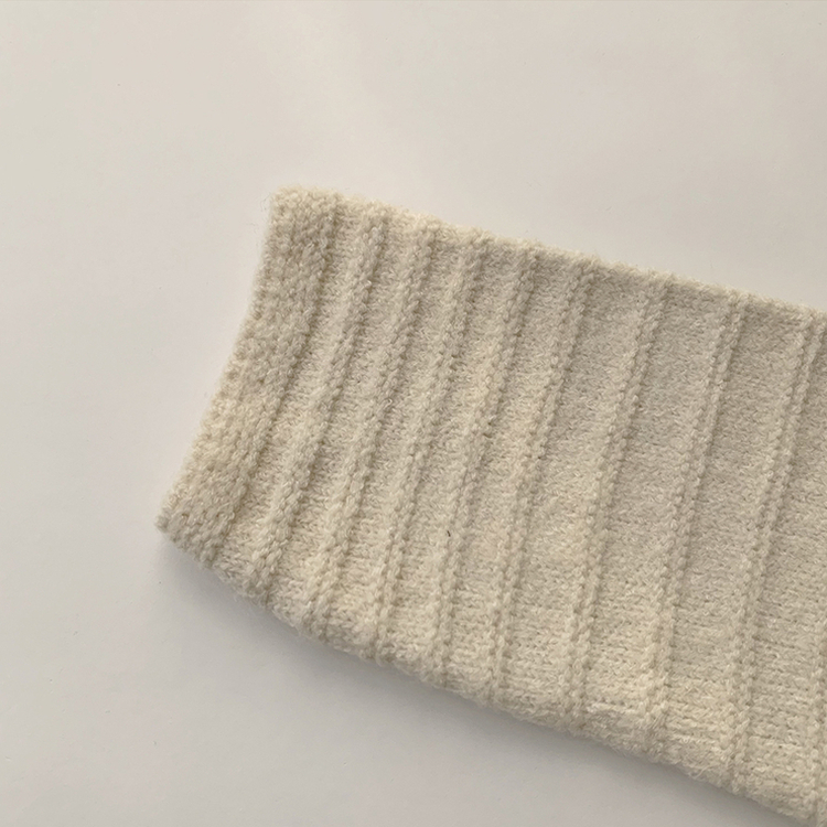 귀여움 보장하는 퍼지 노르딕 버튼 카라 겨울 오버핏 포켓 니트 가디건