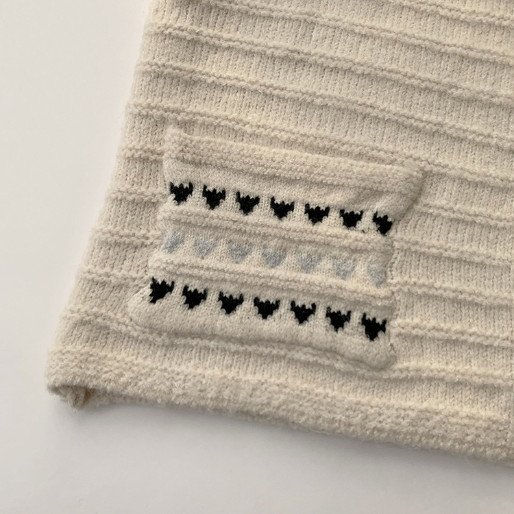 귀여움 보장하는 퍼지 노르딕 버튼 카라 겨울 오버핏 포켓 니트 가디건