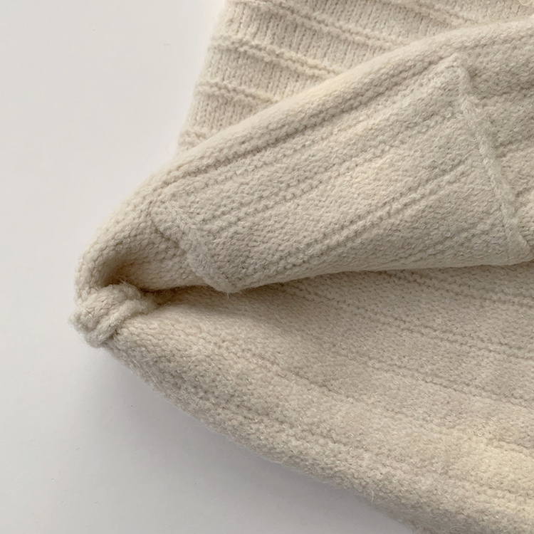 귀여움 보장하는 퍼지 노르딕 버튼 카라 겨울 오버핏 포켓 니트 가디건