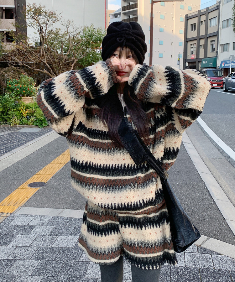 뽀글에스닉반바지 크림