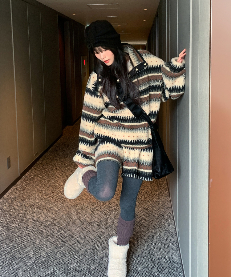 뽀글에스닉반바지 크림