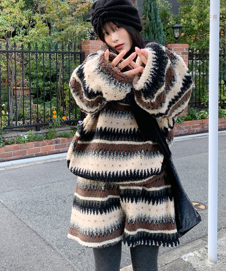 뽀글에스닉반바지 크림