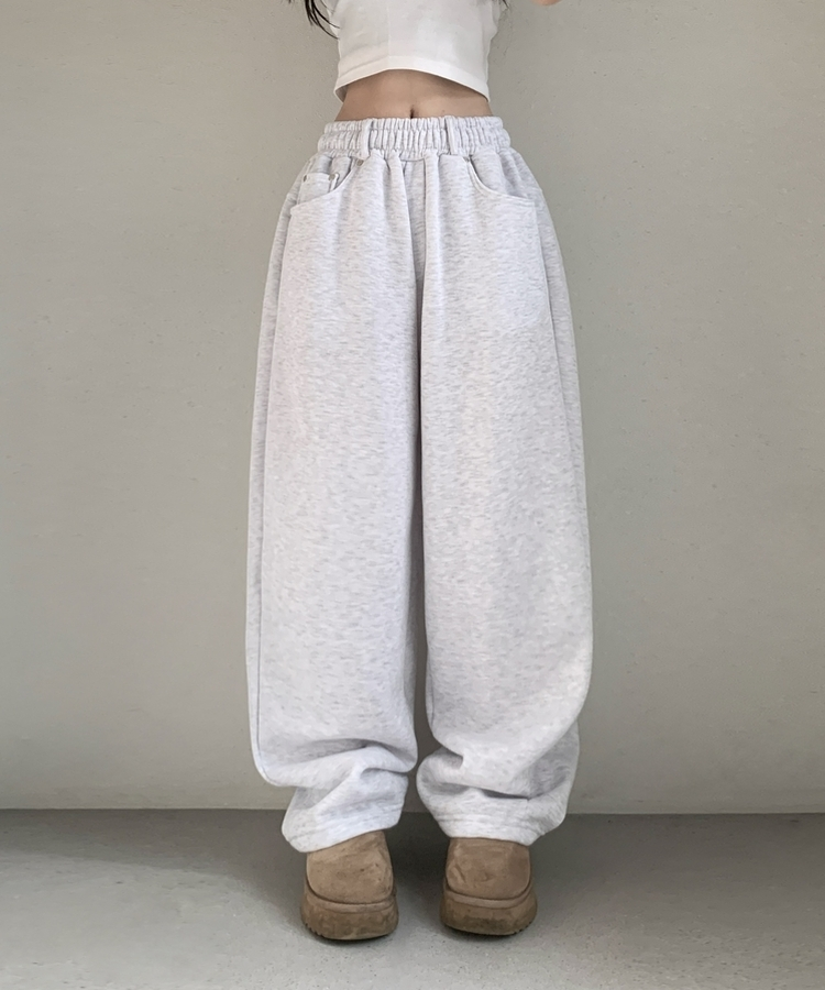 피넛 벨트 오버 일자핏 코튼 기모 롱 트레이닝 팬츠 백오트