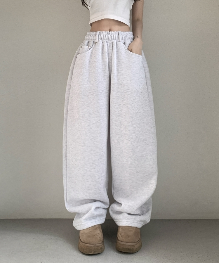 피넛 벨트 오버 일자핏 코튼 기모 롱 트레이닝 팬츠 백오트
