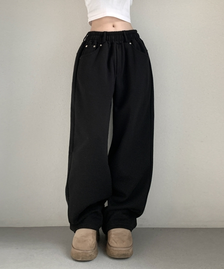 피넛 벨트 오버 일자핏 코튼 기모 롱 트레이닝 팬츠 블랙