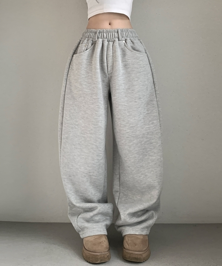 피넛 벨트 오버 일자핏 코튼 기모 롱 트레이닝 팬츠 메란지