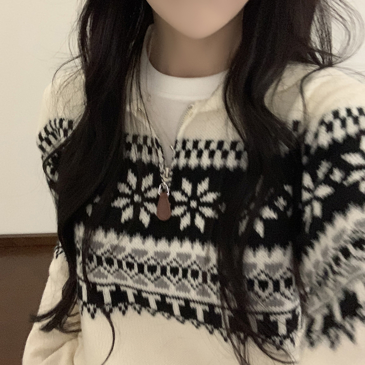 ノルディックハーフジップアップハイネックニット IVORY