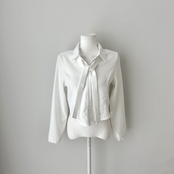 【タイ付き】【起毛】クロップブラウスシャツ