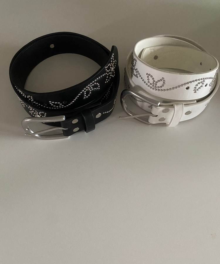 シルバースタッドフラワーバックルベルト