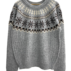 フラワーノルディックニット