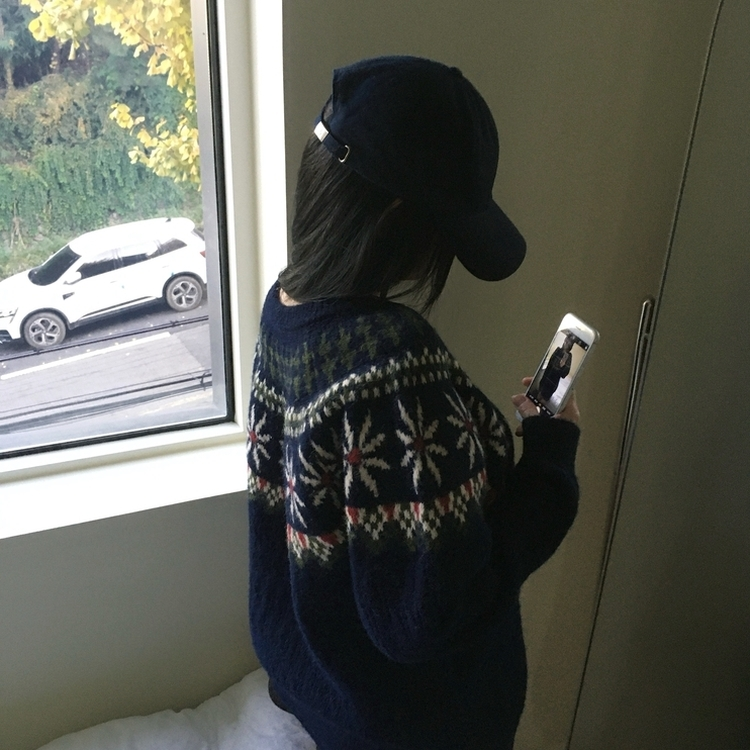 フラワーノルディックニット NAVY