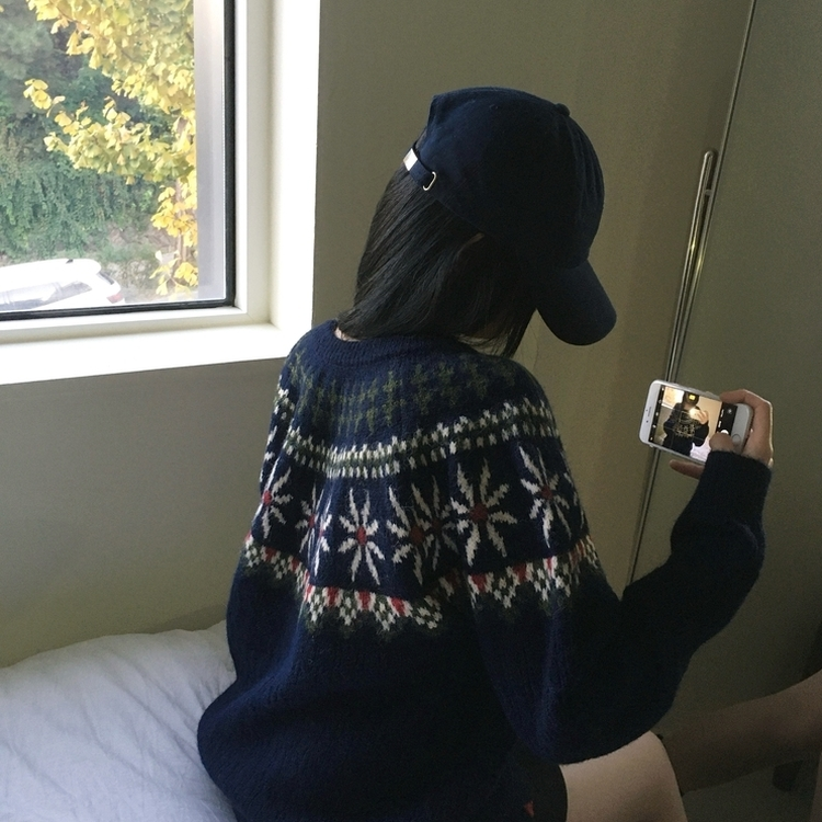 フラワーノルディックニット NAVY