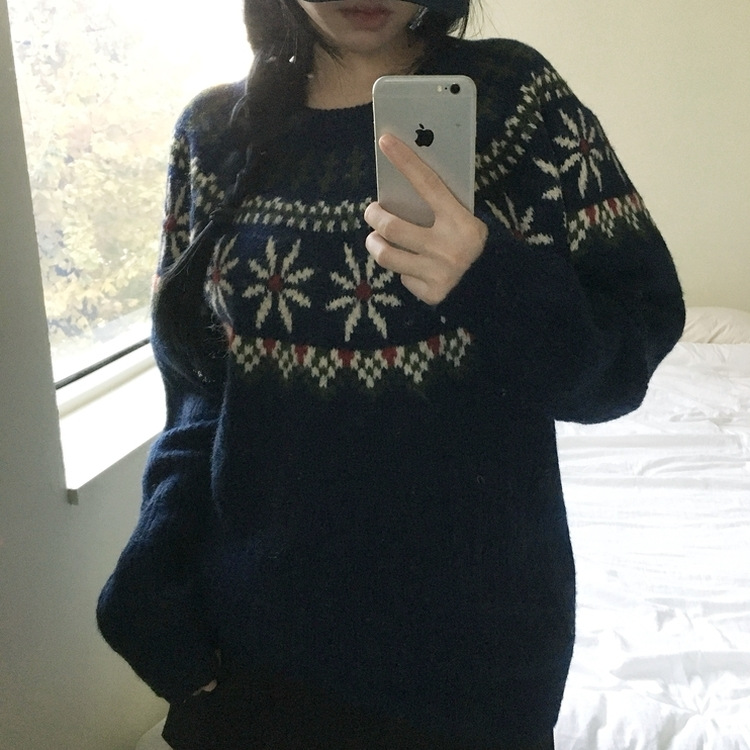 フラワーノルディックニット NAVY