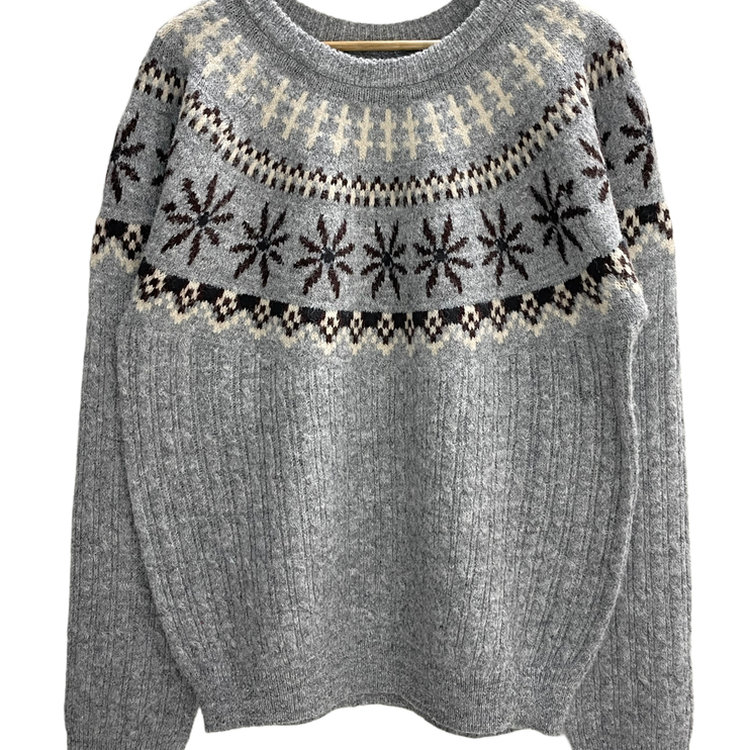 フラワーノルディックニット