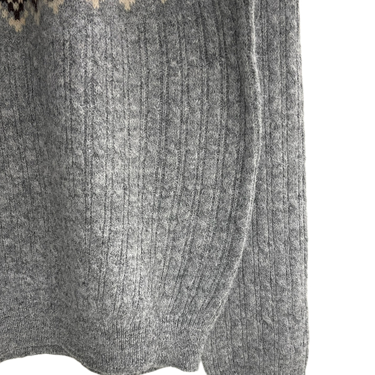 フラワーノルディックニット