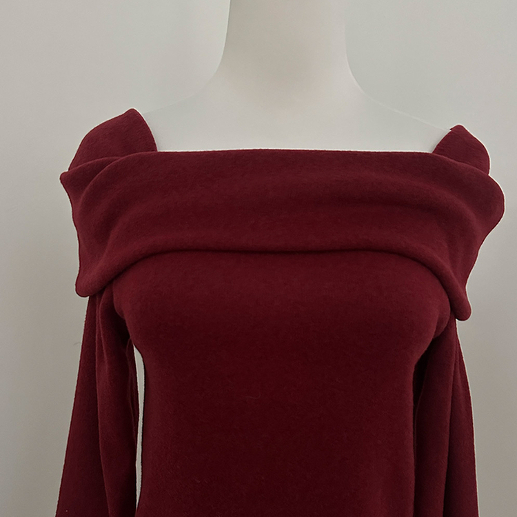 ふんわりオフスクエア長袖Tシャツ