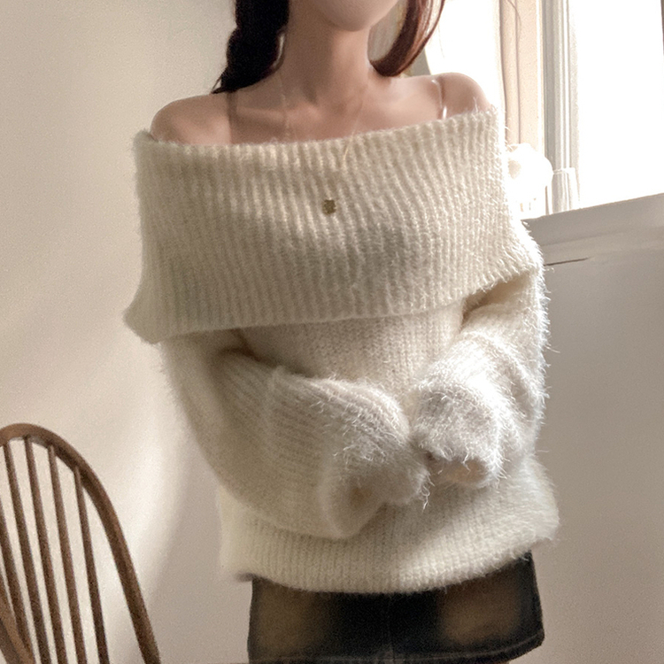 オフルーズフィットアンゴラニット IVORY