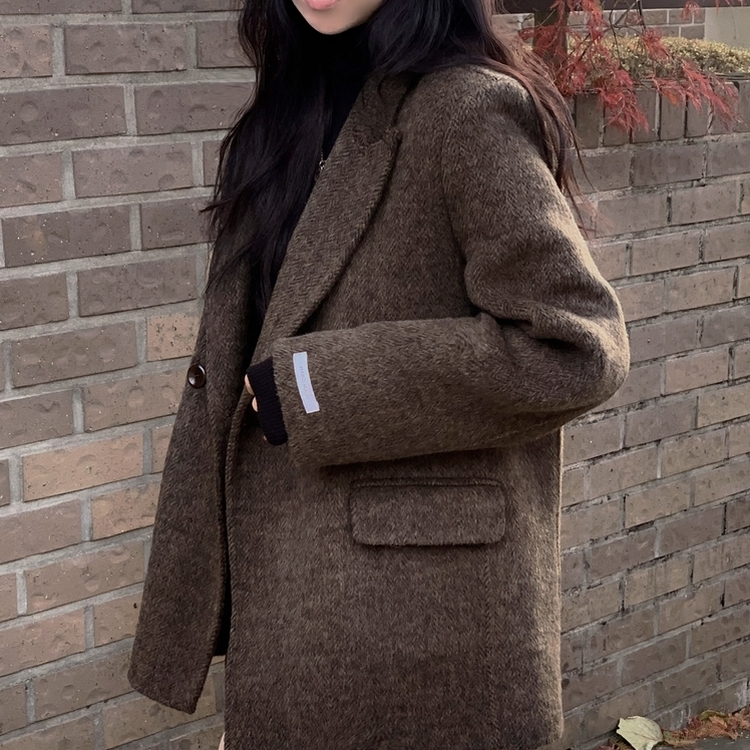 겨울 데이트날 헤링본 더블 버튼 핸드메이드 카라 코트 자켓