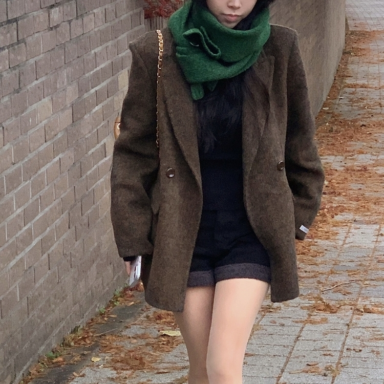 겨울 데이트날 헤링본 더블 버튼 핸드메이드 카라 코트 자켓