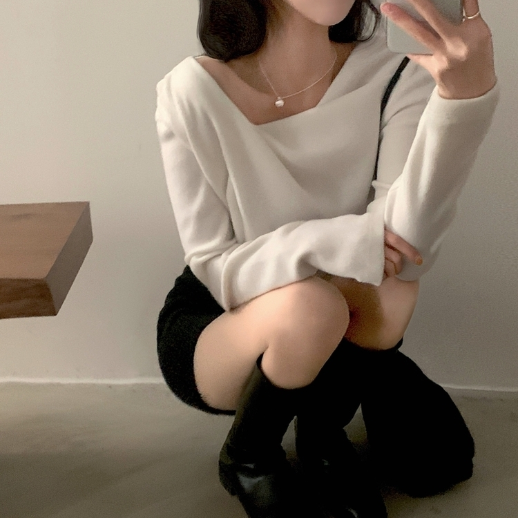 이사벨 기모 셔링 드레이프 긴팔티셔츠 아이보리