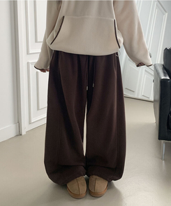 MADE특가 위시 융기모 유니크 엔젤스타 프린팅 사이드 절개 밑단 스트링 롱 와이드 트레이닝 팬츠 브라운