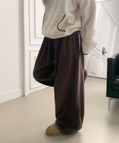 MADE특가 위시 융기모 유니크 엔젤스타 프린팅 사이드 절개 밑단 스트링 롱 와이드 트레이닝 팬츠 브라운