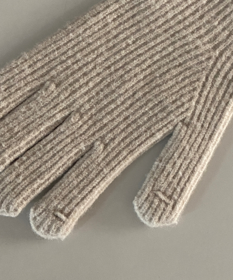 ニットフィンガーホール手袋