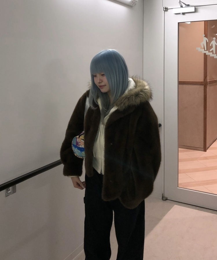 클리스 털 후크 퍼 자켓